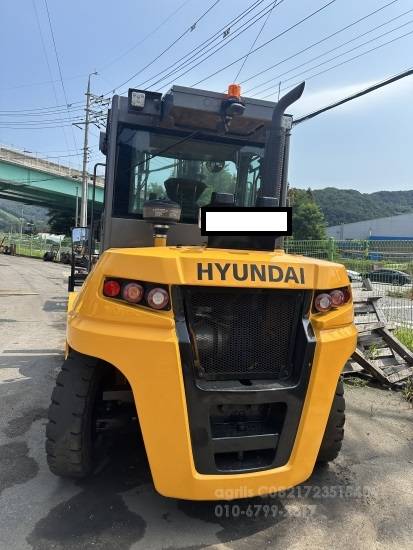 Hyundai Forklift 70D-9VB  앞좌측면