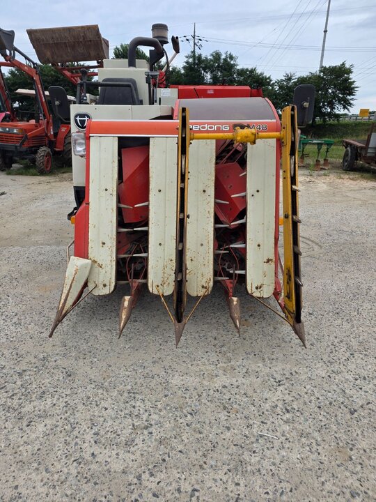 Daedong Combine Harvester DSM48 (4Rows) 앞좌측면