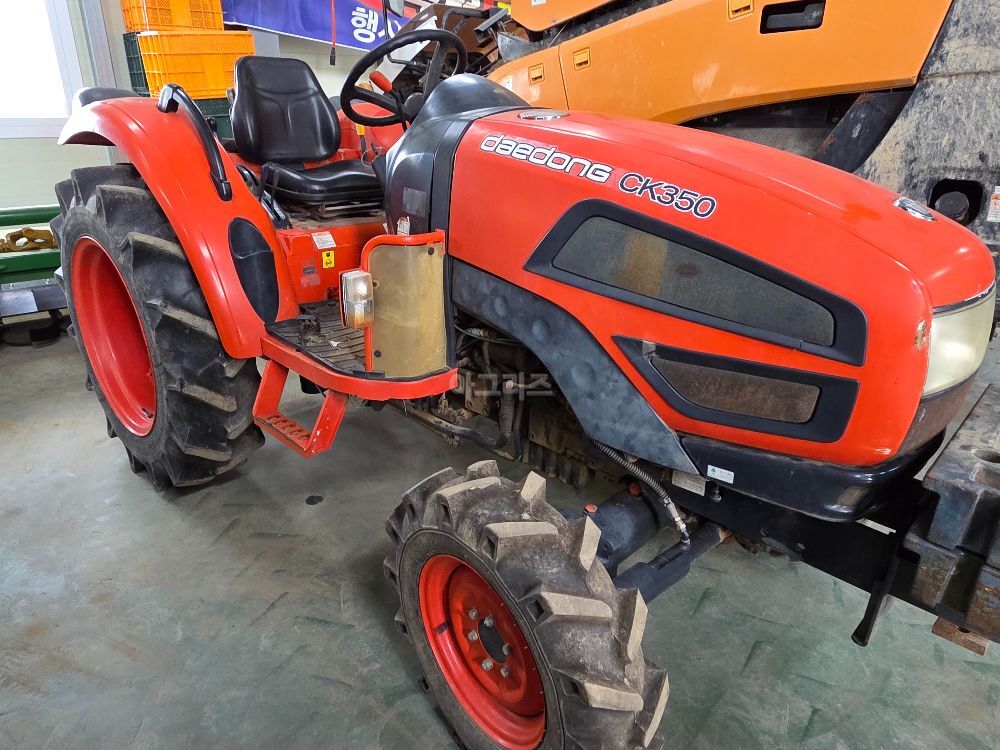 대동 트랙터 CK350 (43마력) 뒤우측면