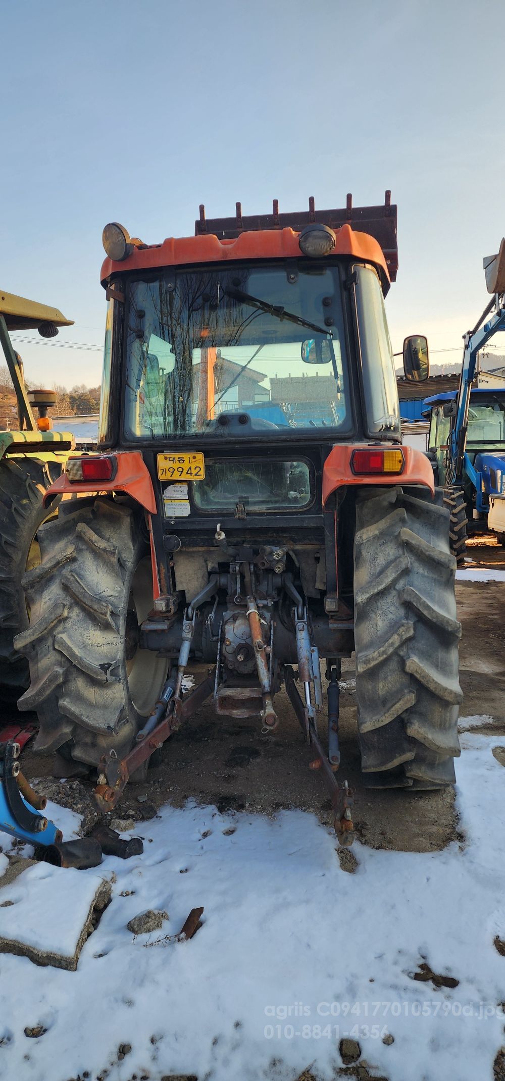 대동 트랙터 D500 (50마력) 뒤우측면