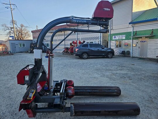 라이브맥 라이브맥랩핑기 LW900A 앞좌측면