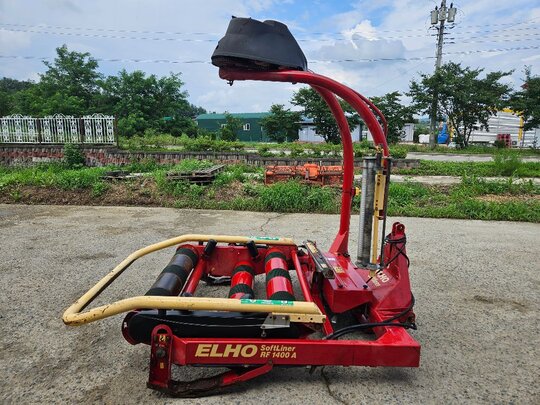  Bale Wrapper RF1400A 대형 1암 랩피복기  앞좌측면