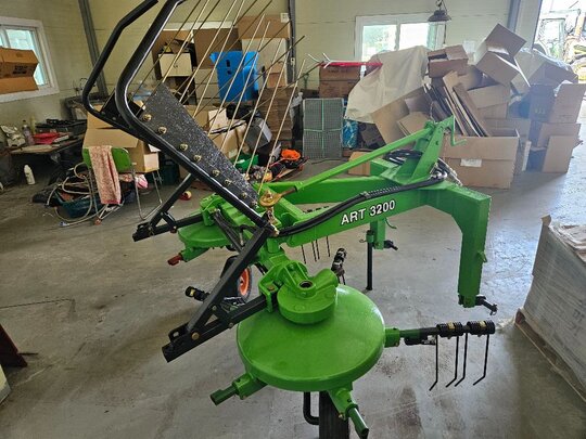 Ansung Rake ART3200  앞좌측면