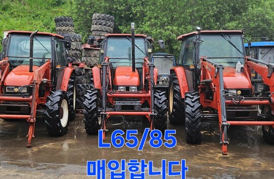 뉴홀랜드 트랙터 TL100 (95마력) 앞좌측면