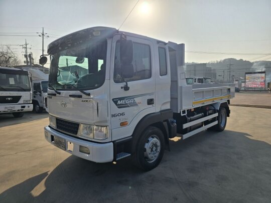 현대 메가 5톤 덤프 현대 4.5톤덤프 5t 앞좌측면