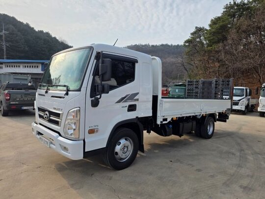 Hyundai 마이티3.5톤 자동사다리차 3.5톤 사다리 카고 3.5t  앞좌측면