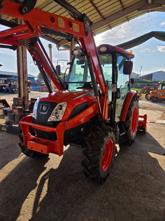 대동 트랙터 NX600 (58마력) 앞좌측면