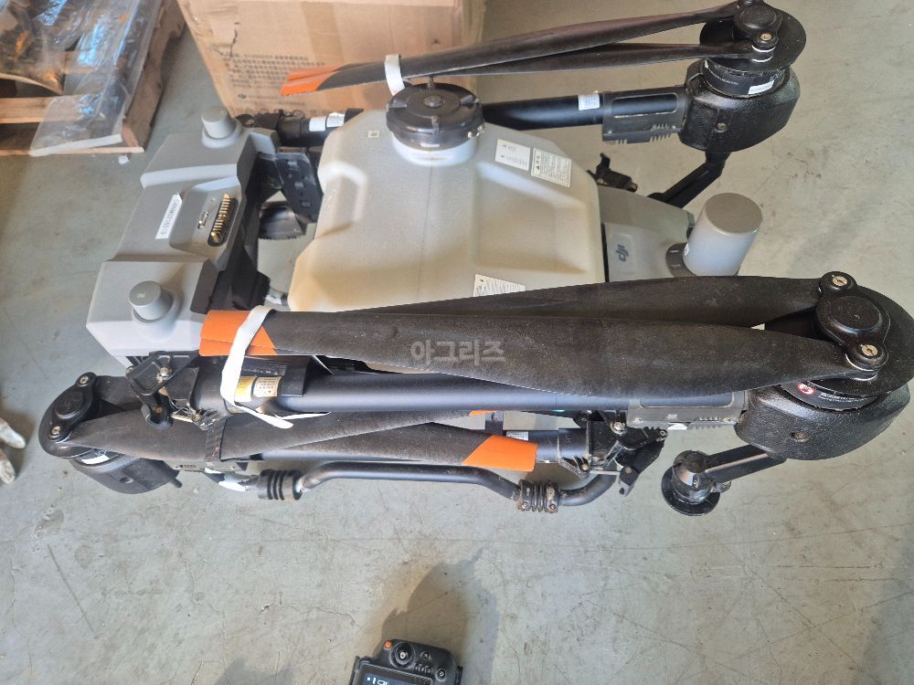 DJI 농업용드론 T20P 뒤우측면