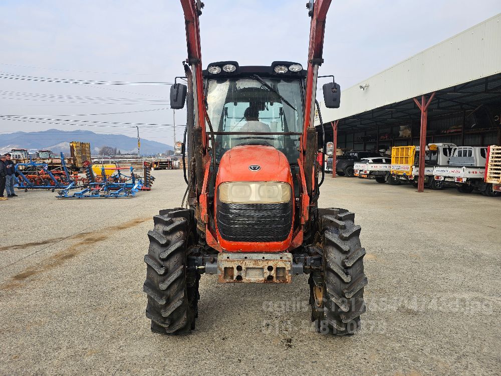 대동 트랙터 D652 (65마력) 뒤우측면