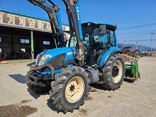 LS Tractor XP7102 (102hp) 앞좌측면