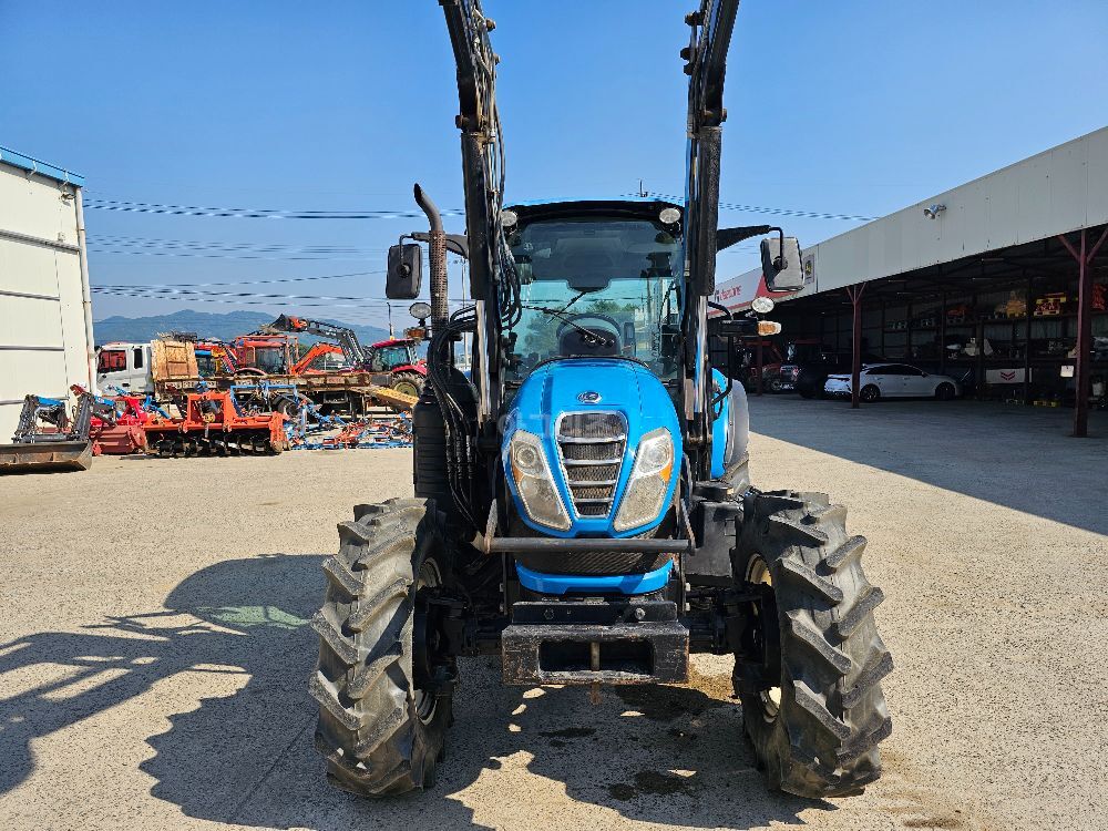 LS Tractor XP7102 (102hp) 뒤우측면