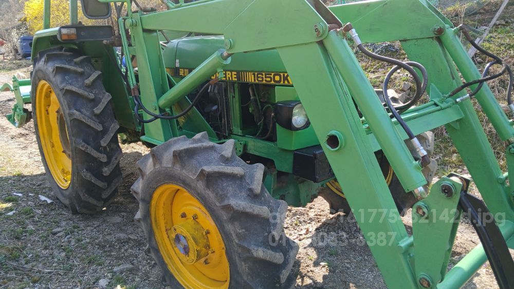 존디어 트랙터 1650K (51마력) 뒤우측면