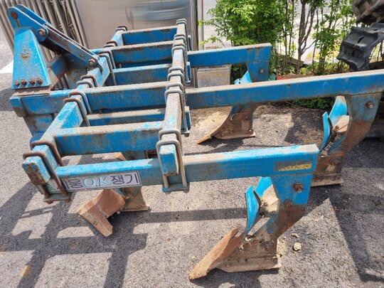 세웅쟁기6륜 쟁기 쟁기 앞좌측면