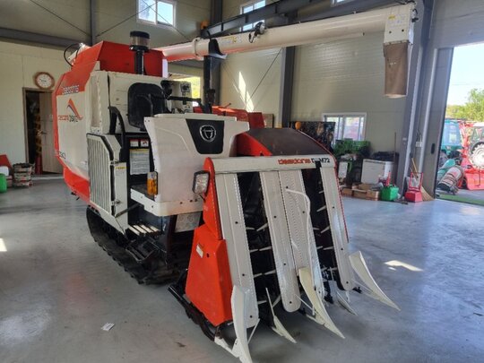 대동 콤바인 DSM72G (4조식) 앞좌측면