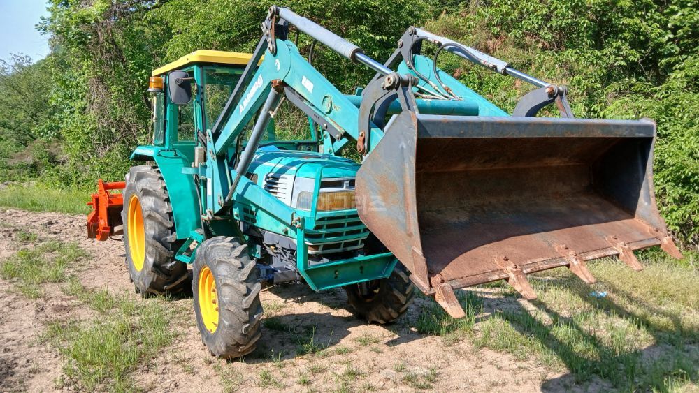 대동 트랙터 D43 (43마력) 뒤우측면