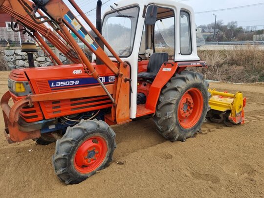 대동 트랙터 D3503 (35마력) 앞좌측면