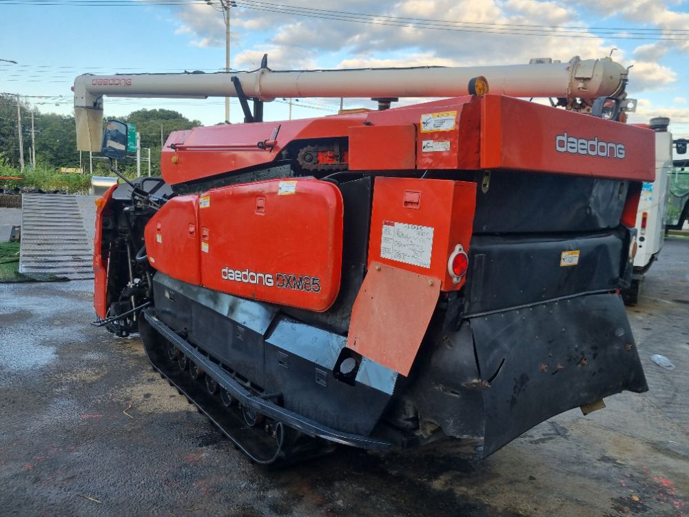 Daedong Combine Harvester DXM85 (5Rows) 뒤우측면