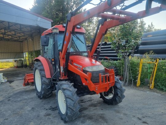 대동 트랙터 D580 (58마력) 앞좌측면