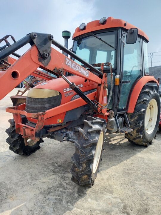 대동 트랙터 D500 (50마력) 앞좌측면
