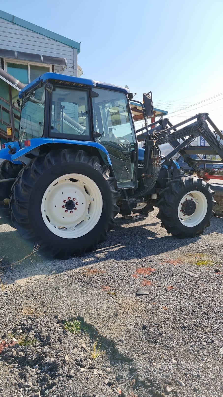 LS Tractor TL100  앞좌측면