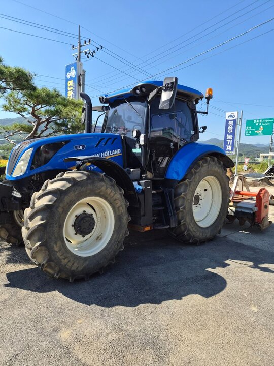 뉴홀랜드 트랙터 T6.180 (145마력) 앞좌측면