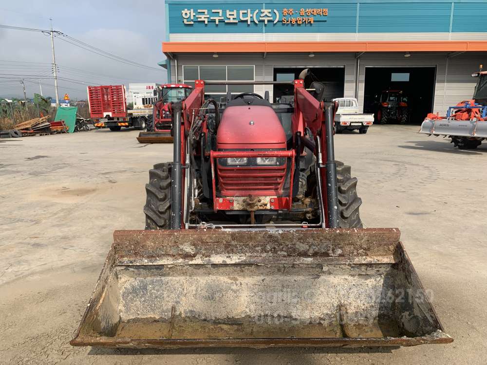 TYM Tractor T550 (101hp) 뒤우측면