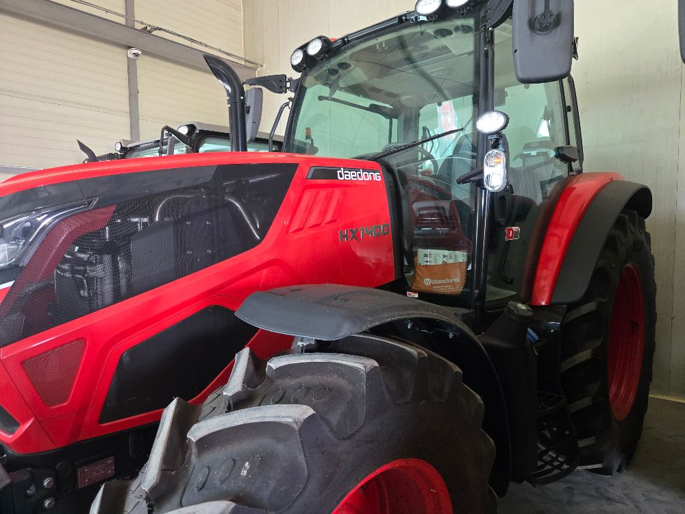 Daedong Tractor HX1400L-2C (142hp) 뒤우측면