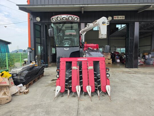 Yanmar Combine Harvester YH5101 (5Rows) 앞좌측면