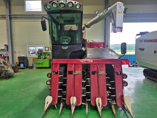 Yanmar Combine Harvester YH6115 (6Rows) 앞좌측면
