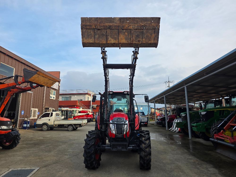 대동 트랙터 PX1000 (100마력) 앞좌측면