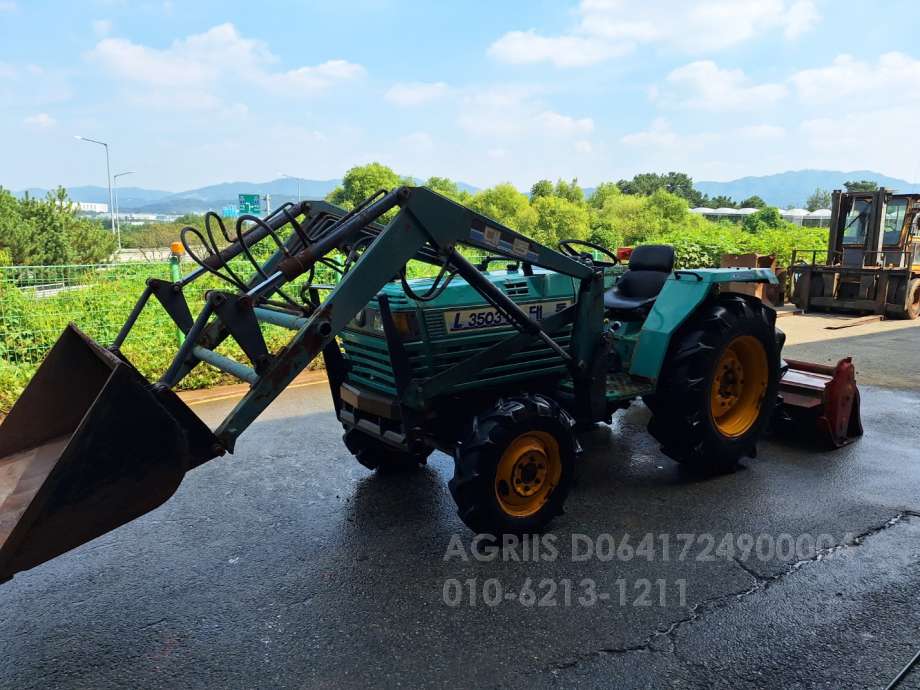 Daedong Tractor L3503 (35hp) 뒤우측면