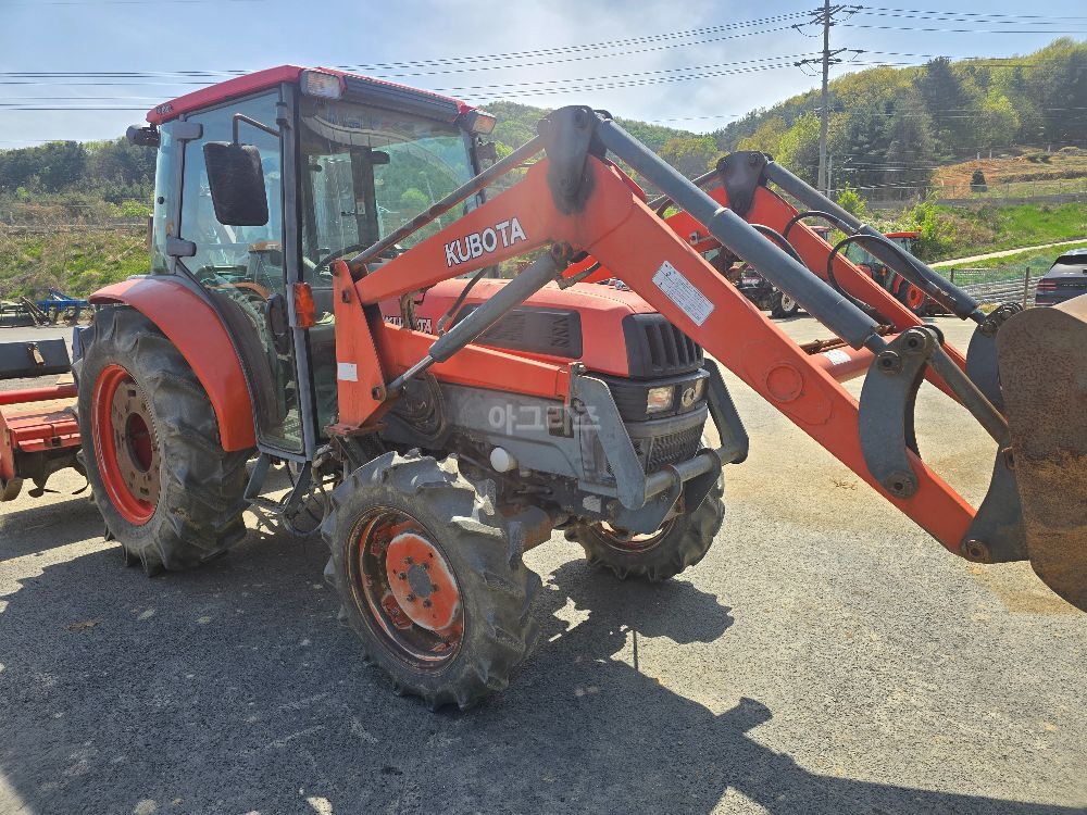 Kubota Tractor L500 (50hp) 뒤우측면