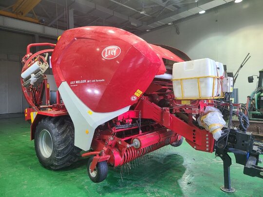 웰거  원형베일러 RPC- 245 앞좌측면