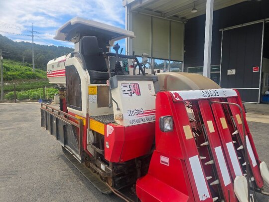 Kukje Combine Harvester KC575 (4Rows) 앞좌측면