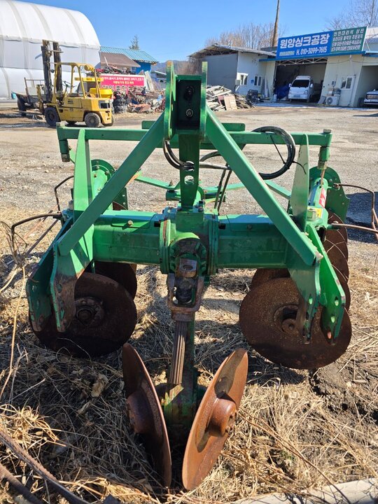 Wecan Plow 원판/ WDP100  앞좌측면