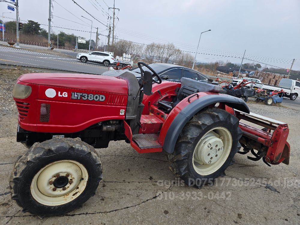LS Tractor LT380D (38hp) 뒤우측면
