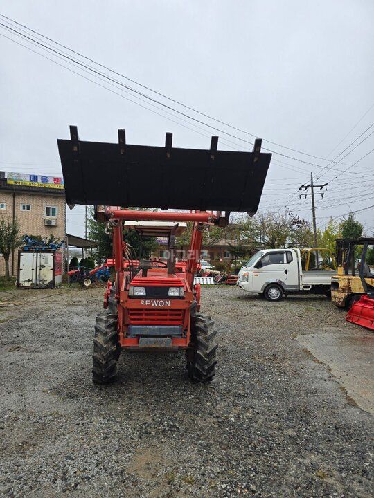 대동 트랙터 D431 (43마력) 앞좌측면