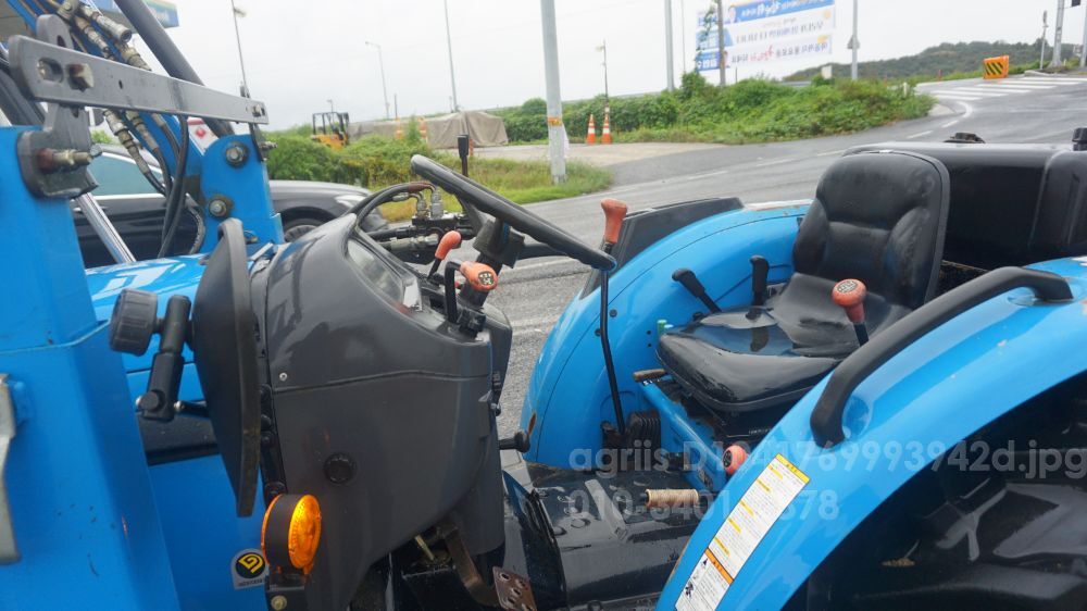 LS 트랙터 R53 (53마력) 뒤우측면