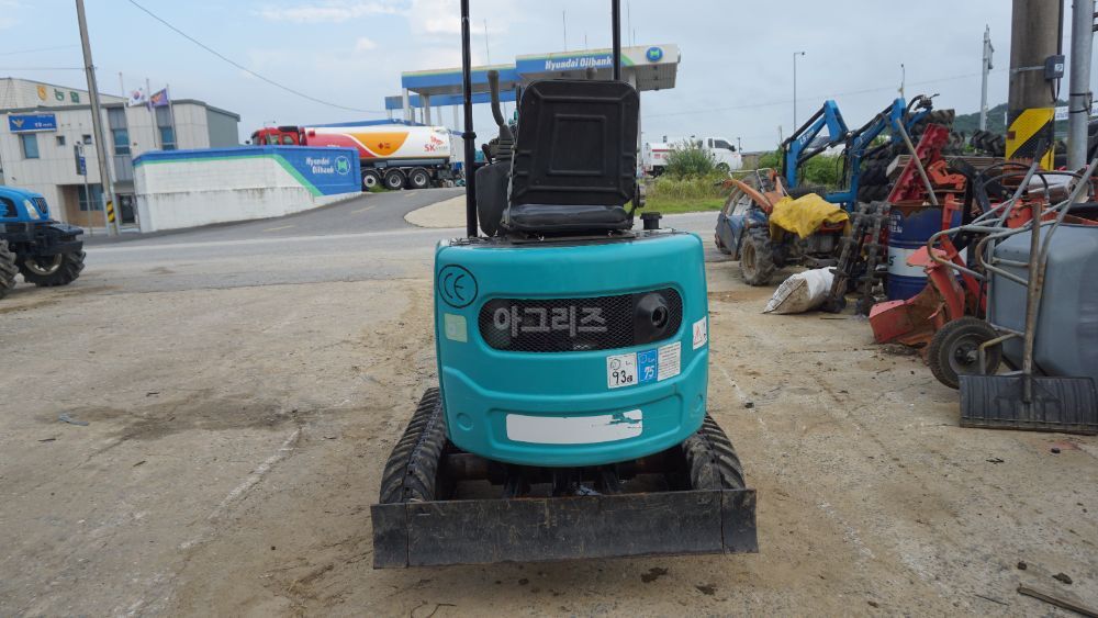  Excavator . (1톤) 뒤우측면