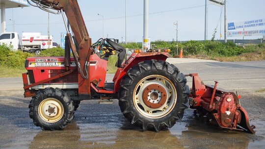 Shibaura Tractor ST-445 (46hp) 앞좌측면