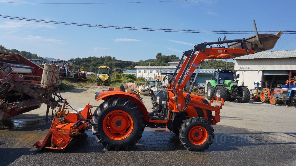 대동 트랙터 LX485L (48마력) 뒤우측면