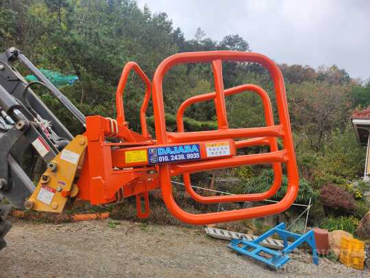 태성 트랙터용집게 DAJABA 앞좌측면