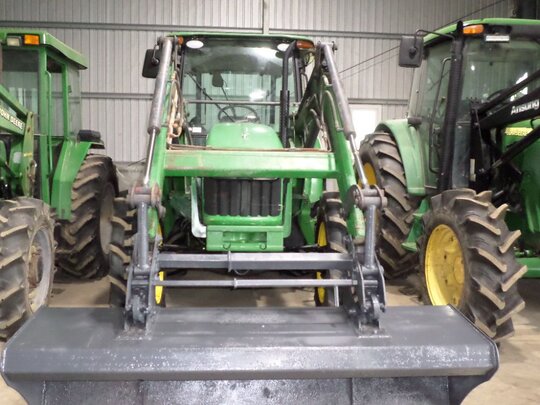JohnDeere Tractor 5425 (77hp) 앞좌측면