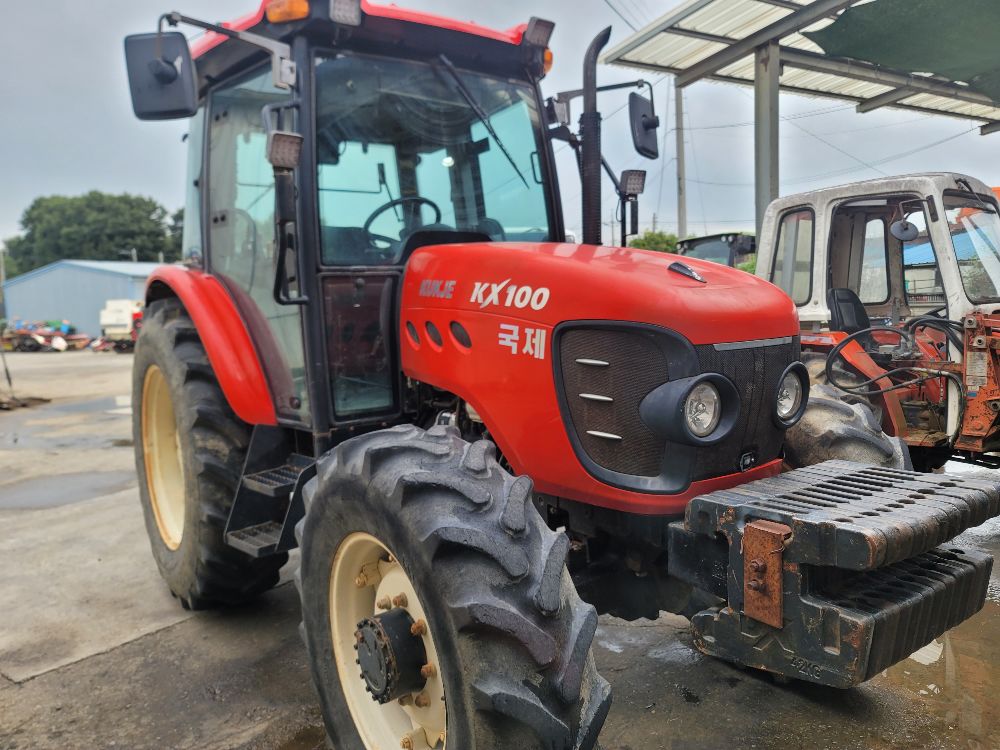 Kukje Tractor KX100 (100hp) 뒤우측면