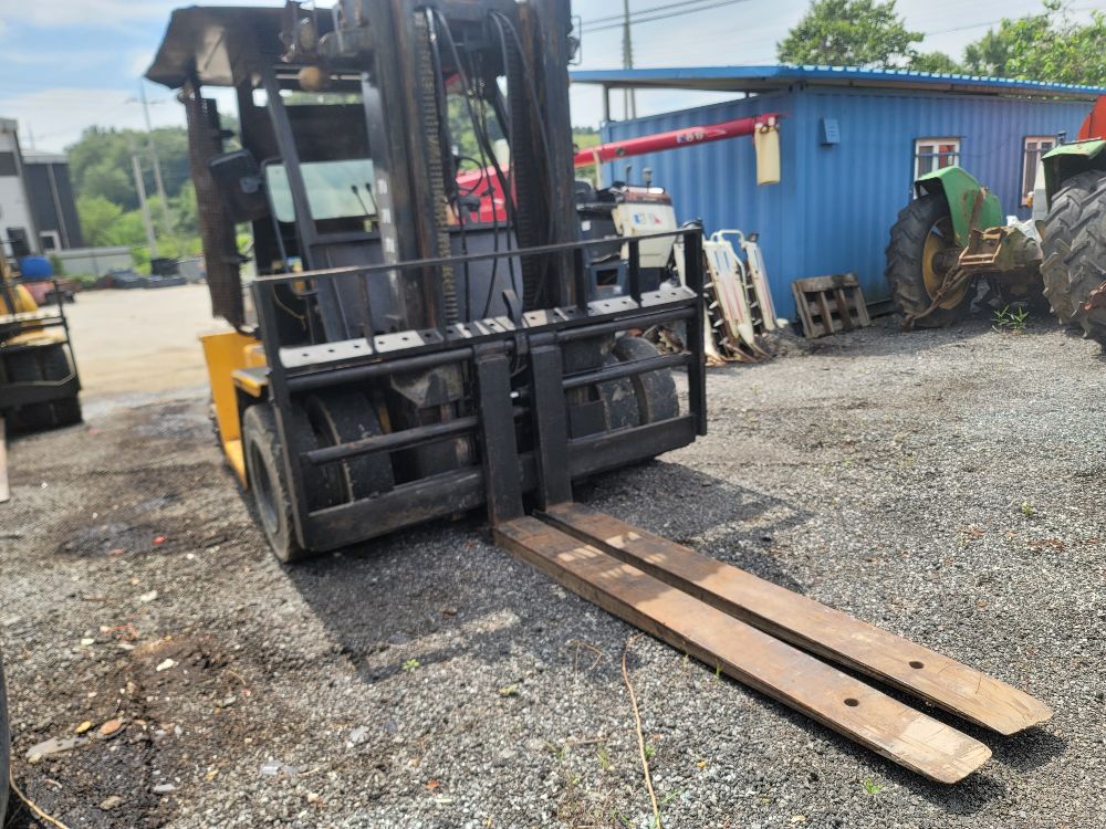  Forklift 5톤 (5톤) 뒤우측면