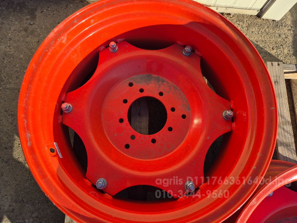 트랙터 후륜 휠 11 26 트랙터 후륜 휠 11 26 트랙터 후륜 휠 11 26 뒤우측면