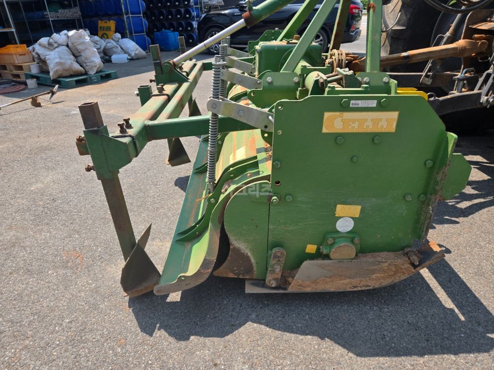 첼리245 로타리 K245 (경폭245cm) 뒤우측면