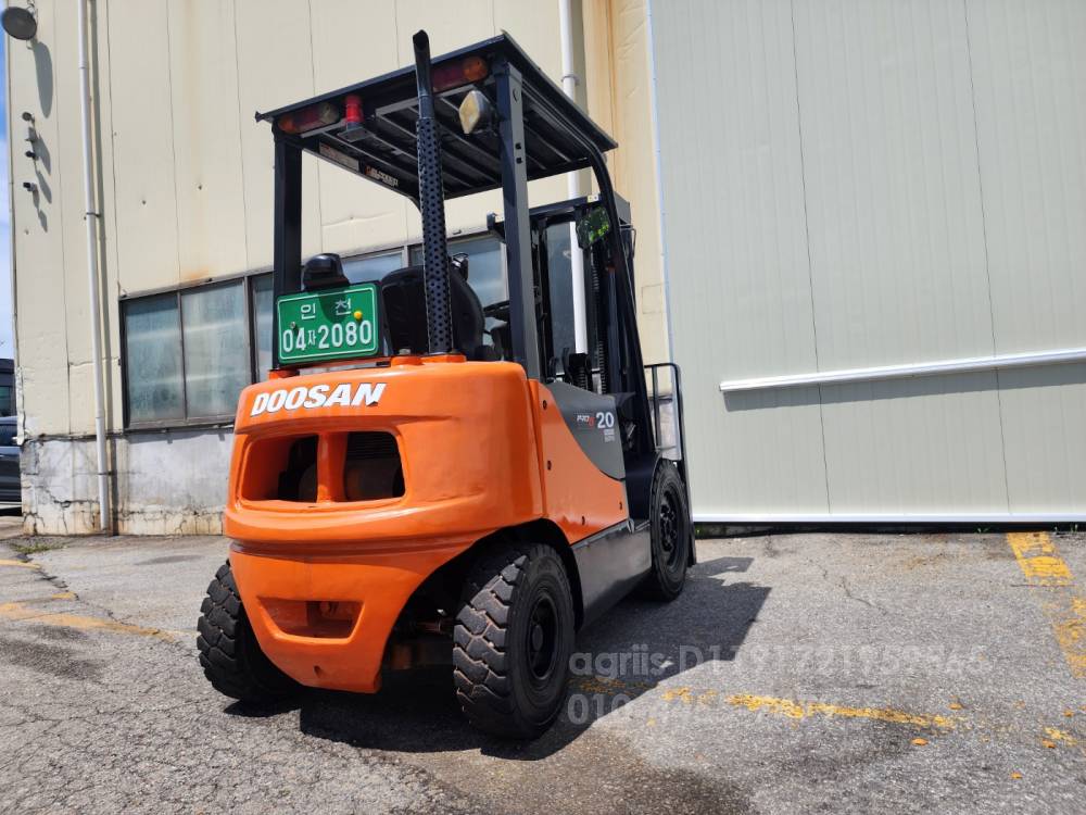 Doosan Forklift 2톤3단마스트  사진 8