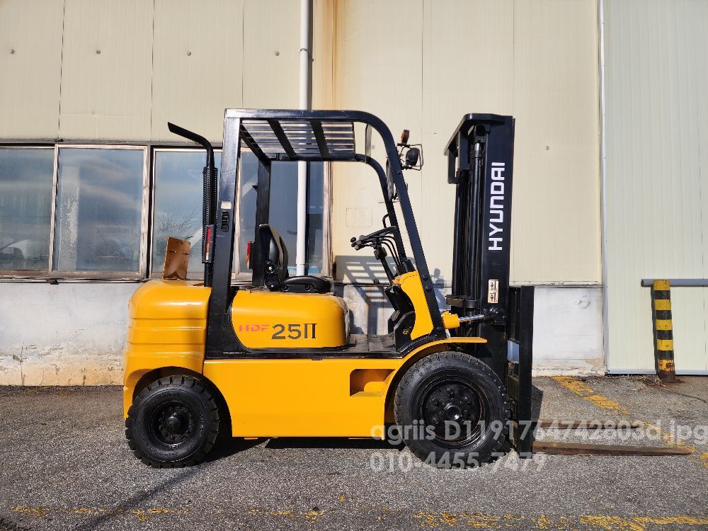 현대중공업 지게차 HDF25-2 (2.5톤) 뒤우측면