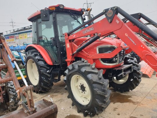 Kukje Tractor LUXEN100 (100hp) 앞좌측면